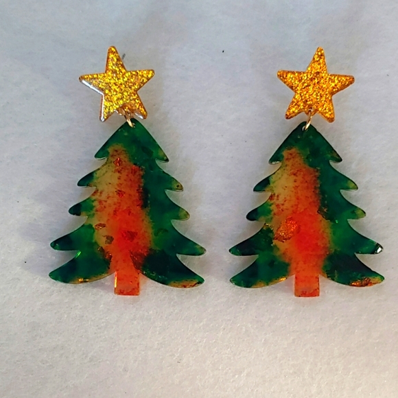 Fashion Fun Christmas Tree Earrings - Picture 1 of 6